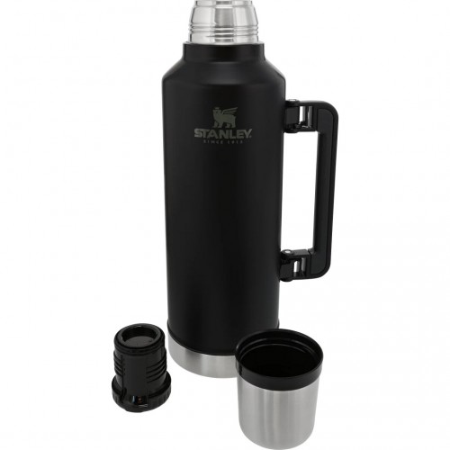 STANLEY Classic Legendary Vacuum Insulated Bottle | 2.5 QT