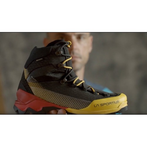 La Sportiva Aequilibrium ST GTX Black/Yellow